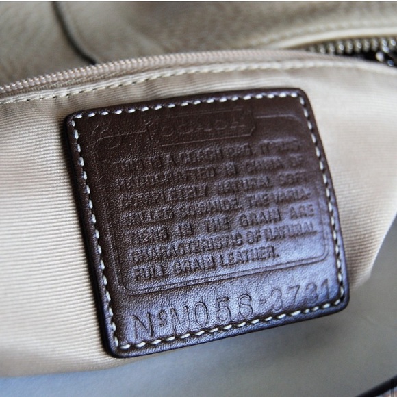 Cream Coach Small Leather Hobo Shoulder Bag - Picture 7 of 7